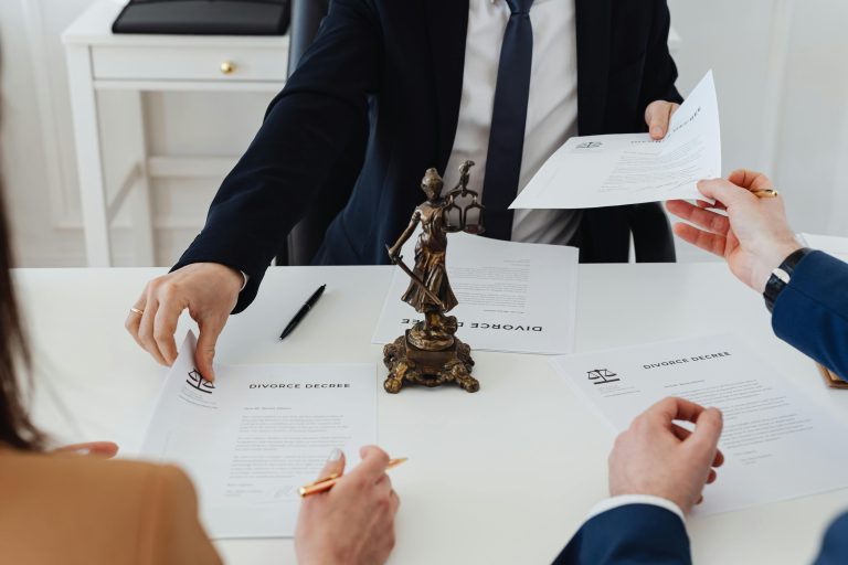Family lawyer in delhi
